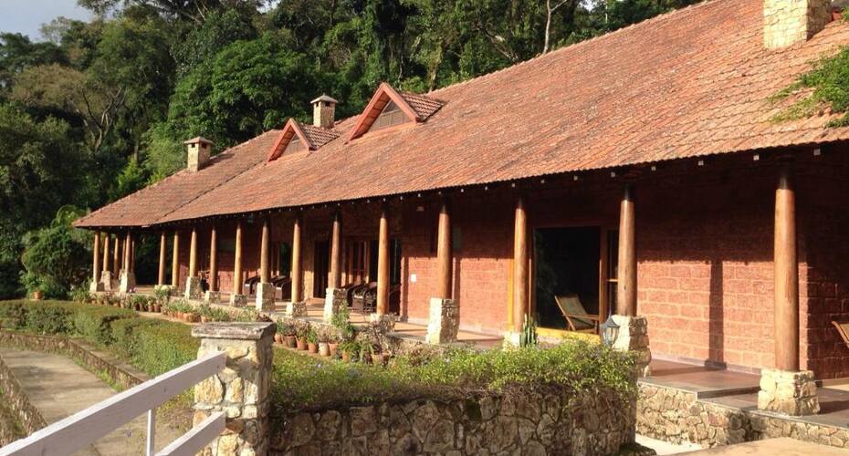 Captians Bungalow in Coffee Country, Chikmaglur 3